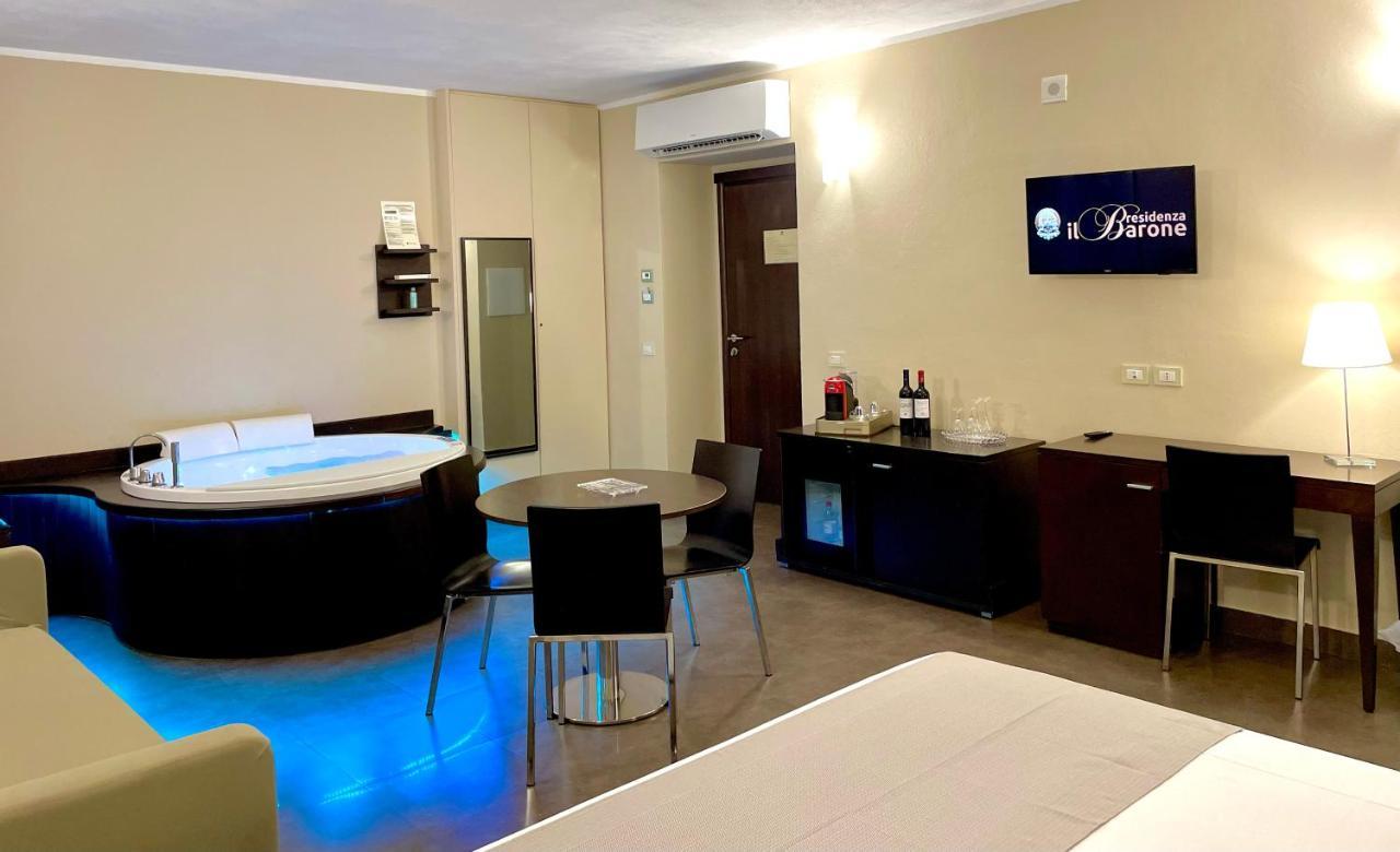 مبيت وإفطار تروبيا Residenza Il Barone المظهر الخارجي الصورة