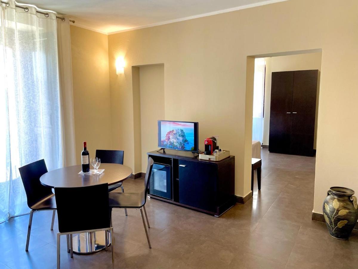 مبيت وإفطار تروبيا Residenza Il Barone المظهر الخارجي الصورة